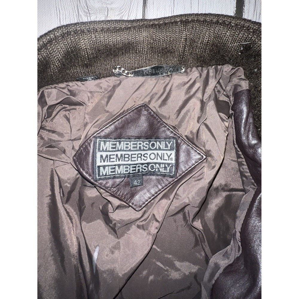 VTG Members Only Brown Bomber Leather Jacket With Patch B-17 379 Bomb Group - Picture 7 of 9